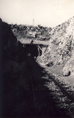 1945-46. Radovi na obnovi portala tunela pred stanicom Stara Straza na pruzi Ostarije-Split