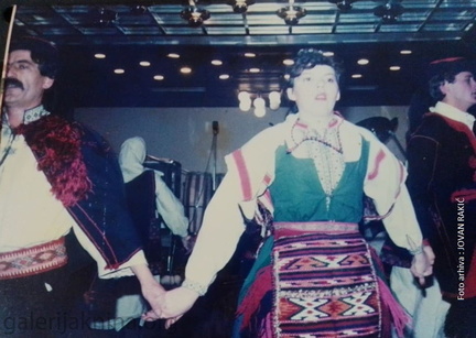 c2ae3f4c-fbdb-4ffd-8a72-c5a45f46f218